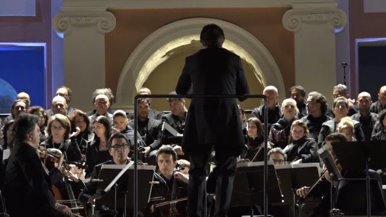“Un’estate da Re”, a Caserta apre la Nona di Beethoven diretta da Juraj Valcuha