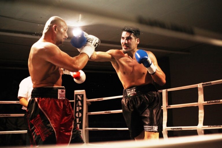 Napoliboxe, Christian Scognamiglio vince contro Laczo