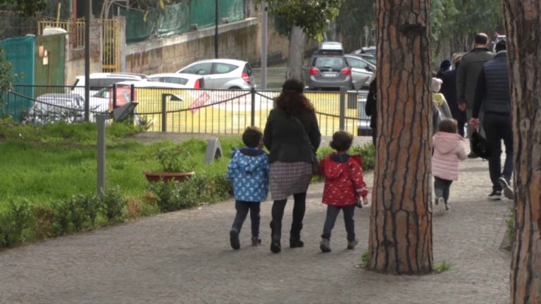 Ercolano, non mandavano figli a scuola: carabinieri denunciano 68 genitori