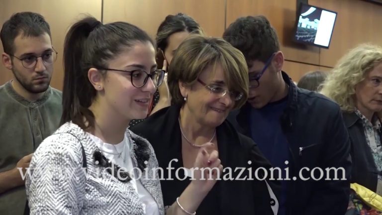 “Ministro Istruzione abolisca test ingresso Medicina”, a Napoli il tour dei diritti