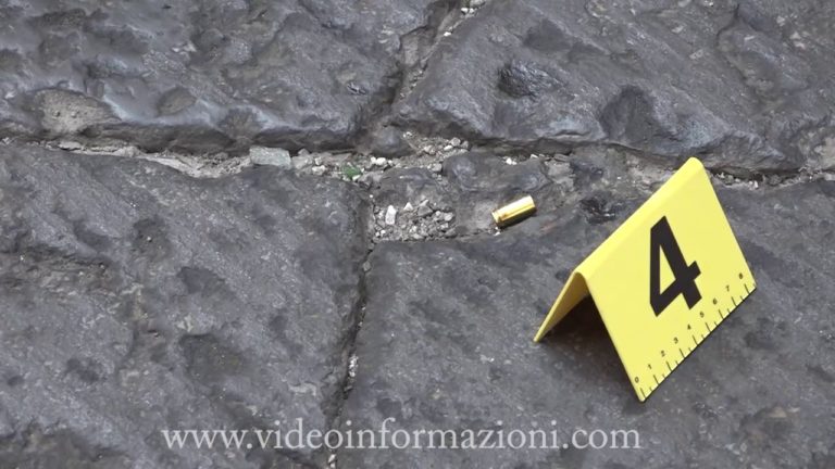 Nuova stesa a Napoli, otto colpi di pistola in via Celentano