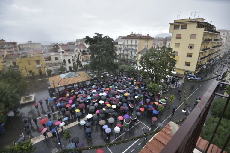 “I Fravagli”, le sardine di Sorrento aspettano Matteo Salvini