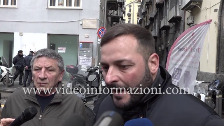 Minorenne ucciso da carabiniere dopo rapina, anche il padre a sit in solidarietà Arma