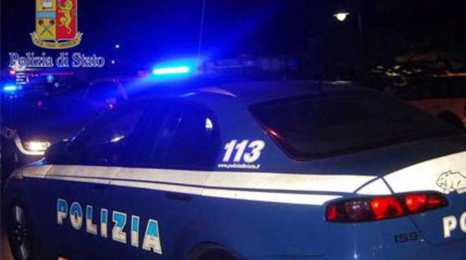 Benevento, minore straniero nascosto in Tir salvato dalla polizia
