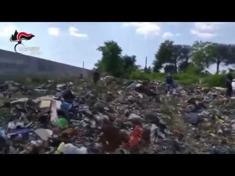 Giugliano, sversamento di rifiuti nell’ex campo nomadi: blitz dei carabinieri