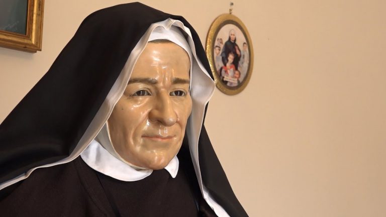 Suor Maria Luigia Velotti domani sarà proclamata Beata dal Cardinale Sepe