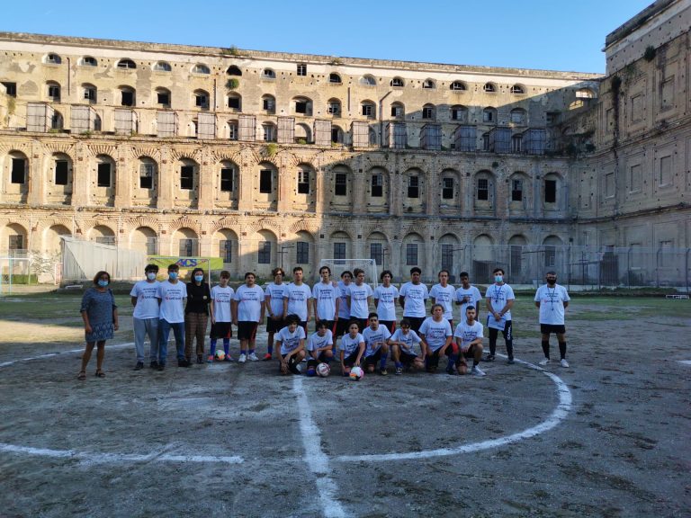 In gioco per il futuro, progetto sociale per i ragazzi a rischio di Napoli