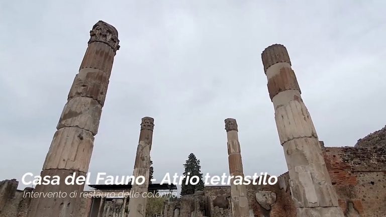 Pompei, restaurate le colonne della Casa del Fauno