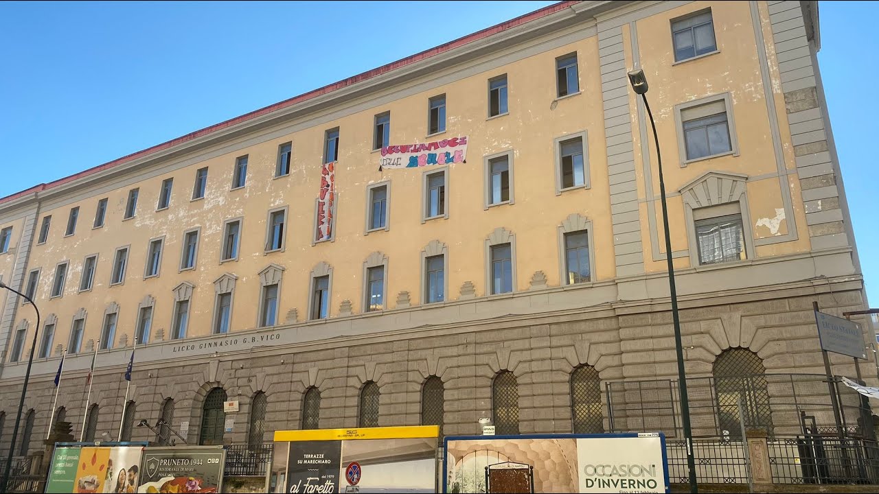 Liceo Vico Occupato La Seconda Scuola A Napoli 