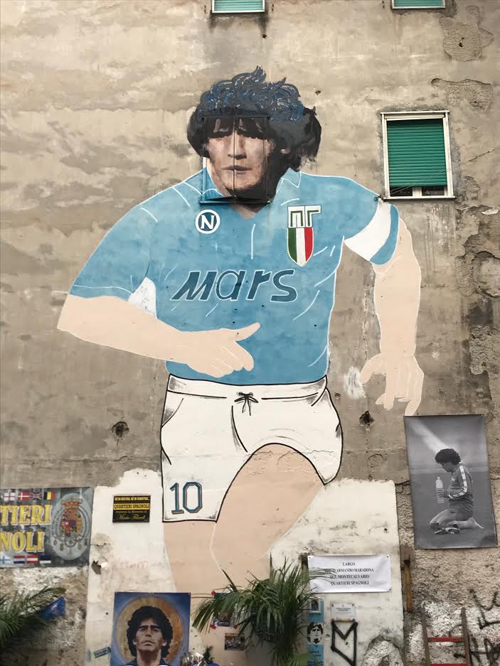 Diego Maradona e le sue città: il 15 febbraio all’Instituto Cervantes di Napoli incontro/conferenza con il filosofo spagnolo Daniel Gamper