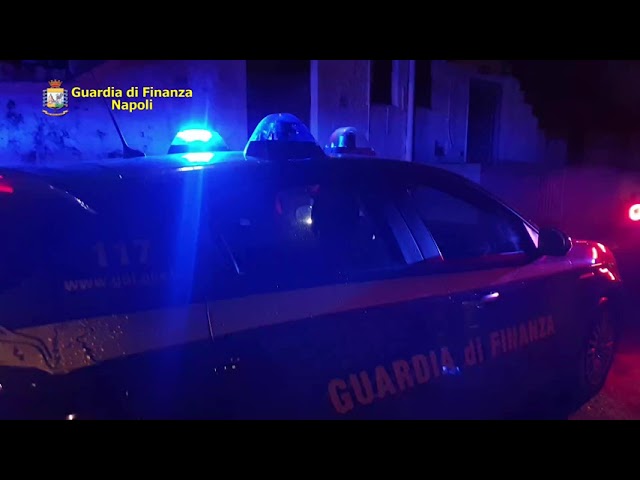 Droga da Scampia e Secondigliano in tutta Italia: sgominati tre gruppi di narcotrafficanti