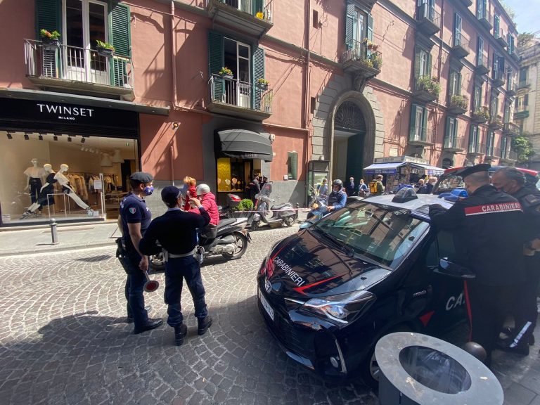 Tentata rapina a una gioielleria della banda del buco a Napoli