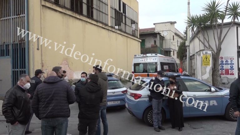 Lite in strada, uomo ucciso a coltellate a San Giovanni a Teduccio