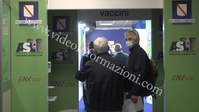 Vaccini, in Campania al via le somministrazioni ai dipendenti del trasporto pubblico