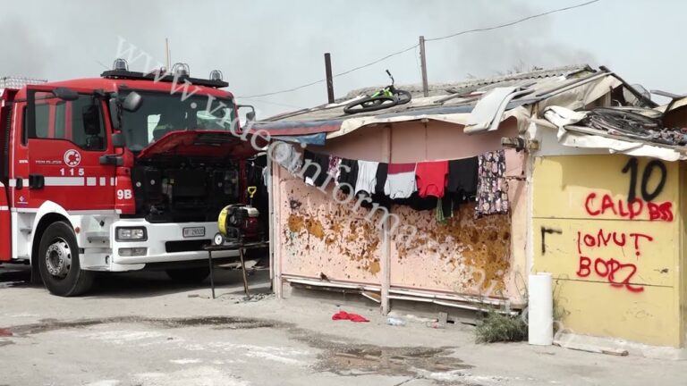 Incendio in campo rom, sfollati in Centro accoglienza del comune di Napoli