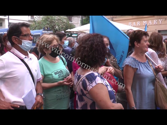 Napoli, stabilizzati 155 Lsu su 394: protesta davanti Palazzo Santa Lucia