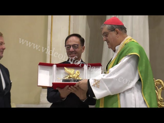 Al cardinale Crescenzio Sepe il Leone d’Oro per la sua opera pastorale