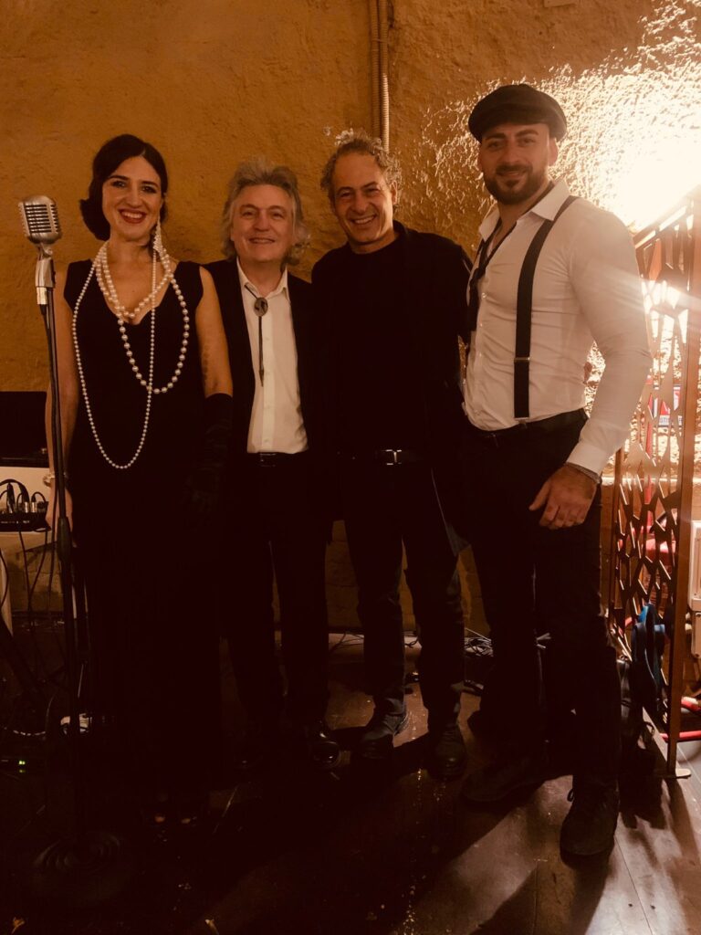 Grande successo per il concerto di Federica Cardone e la sua band a “Le Stanze” a Capo Posillipo