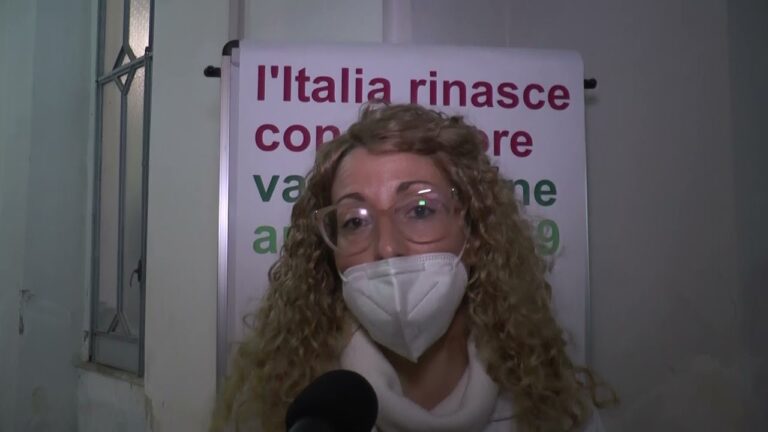 Napoli, apre alla Farmacia Solidale l’hub vaccinale per poveri ed emarginati