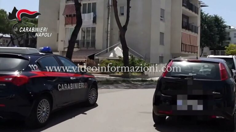 Torre Annunziata,  maxi blitz dei carabinieri: 19 arresti nella notte