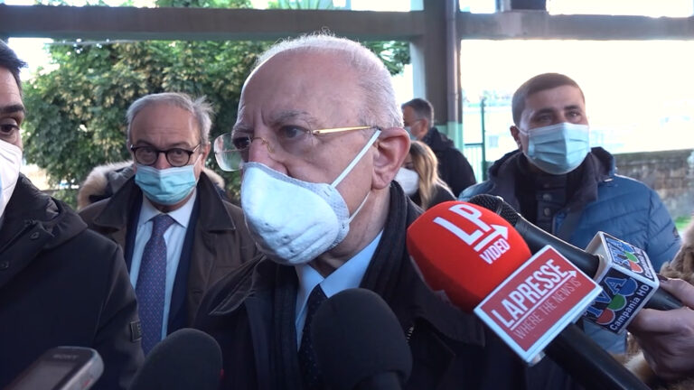Scuola, De Luca: “Governo offensivo rispetto a Campania”