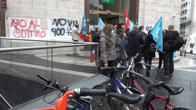 Dipendenti Bnl in sciopero, presidi di protesta a Roma e Napoli