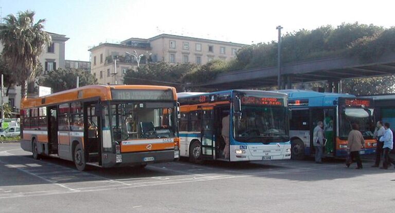 Trasporti, dalla Regione Campania 22 milioni per salvare CTP