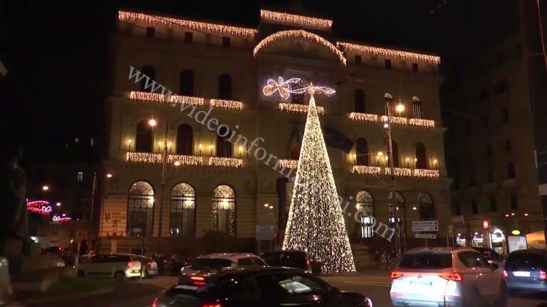 Nessuna offerta per il bando delle Luminarie, rischio Natale al buio per Napoli e area metropolitana