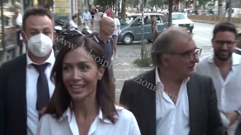 Mara Carfagna candidata a Napoli con Azione-Italia Viva: “Difenderò Patto per Napoli”
