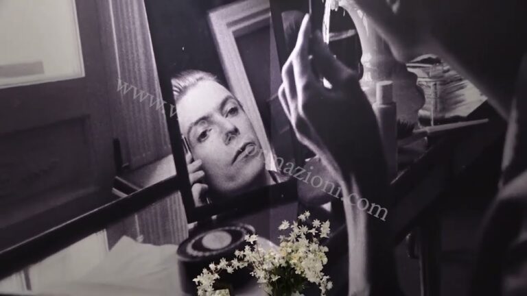 A Napoli la mostra evento “David Bowie The Passenger” del fotografo Andrew Kent