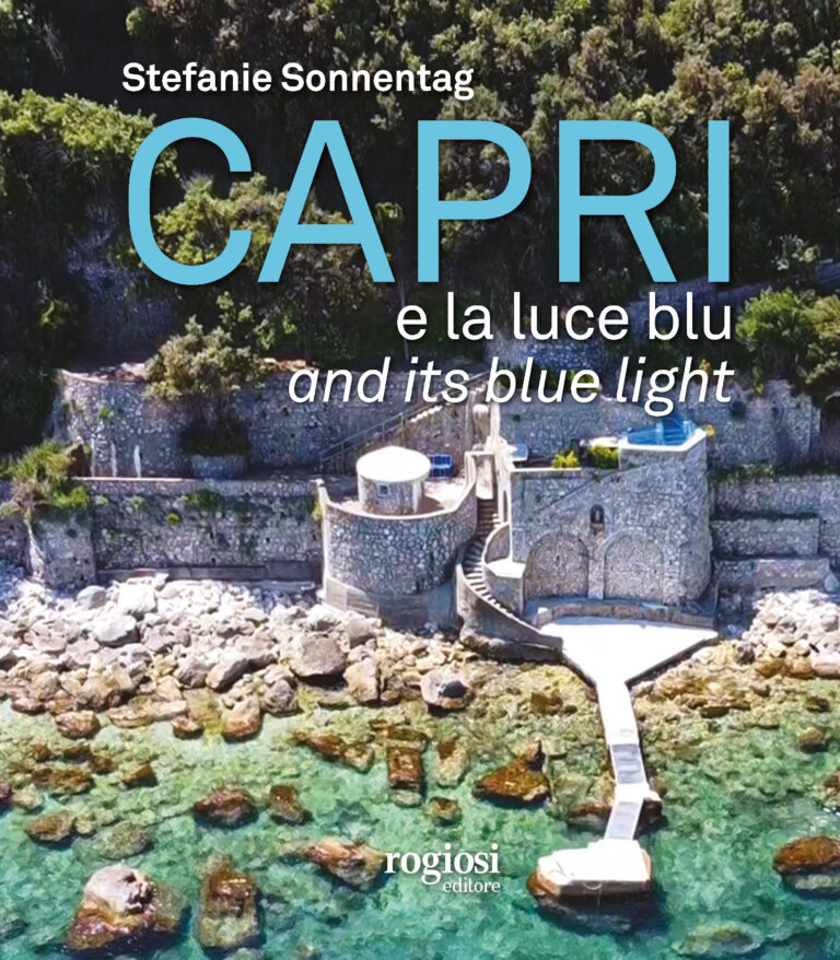Capri e la luce Blu (Rogiosi Editore) al Gran Caffè Gambrinus