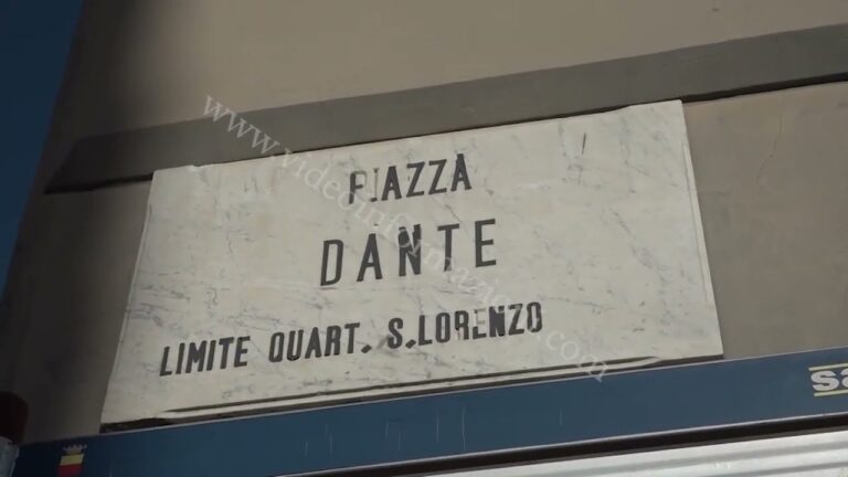 Napoli, cancellata per sempre la ztl di Piazza Dante