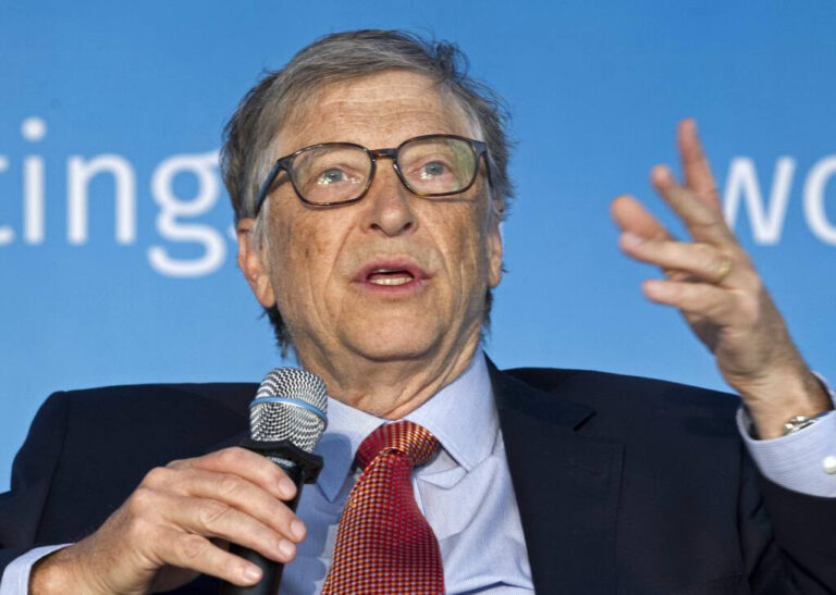 Bill Gates a Napoli a giugno: il signor Microsoft a Palazzo Reale