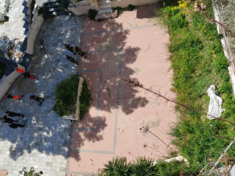 Giallo a Posillipo, trovato cadavere di donna in giardino: abitava in zona?