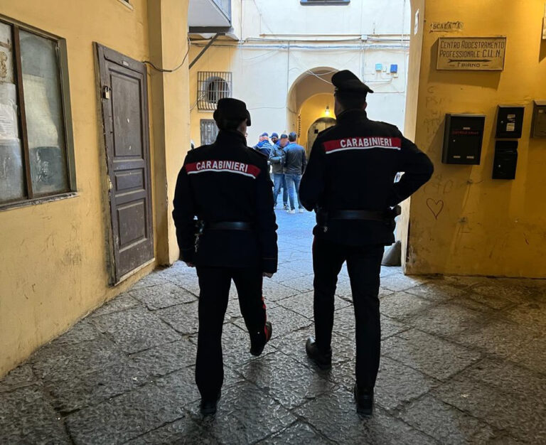 Palazzo Pizzofalcone, altri 20 sequestri per gli abitanti abusivi