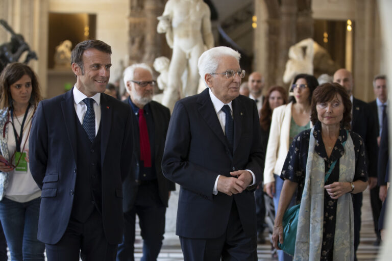 Napoli a Parigi, VIDEO inaugurazione con Mattarella e Macron