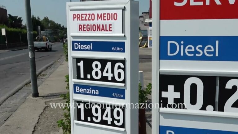 Napoli, benzina sempre più cara: il flop del prezzo medio alla pompa