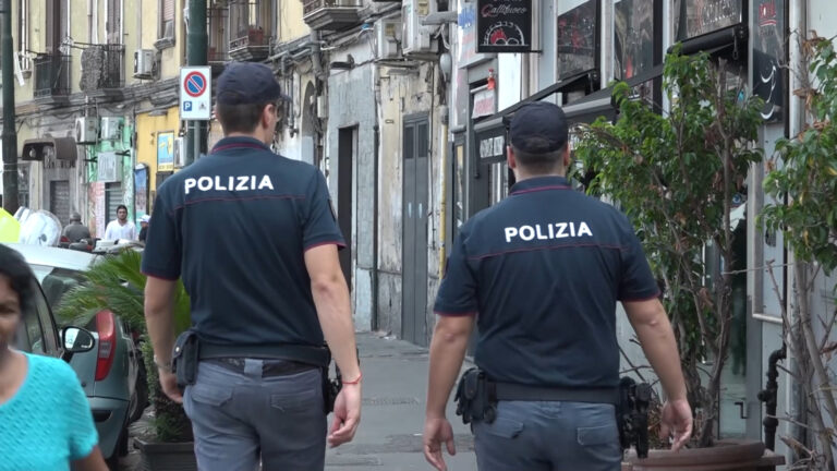 Piazza Garibaldi donna violentata