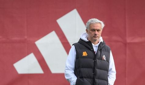 Mourinho licenziato dalla Roma, lascia con effetto immediato