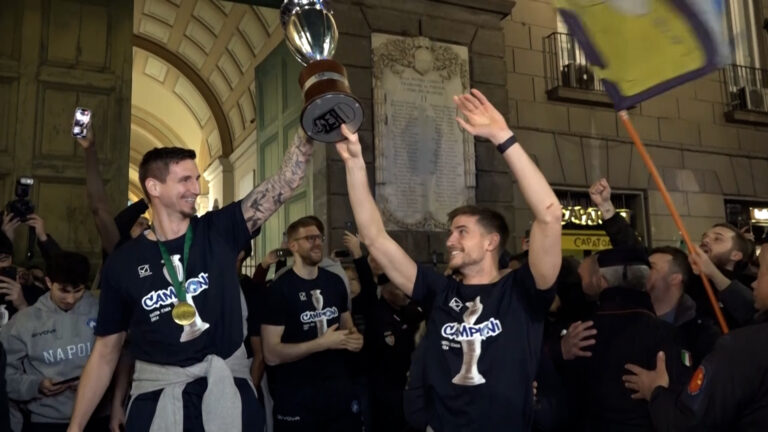 Coppa Italia di Basket, Gevi Napoli premiata dal sindaco