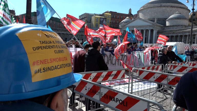 Sciopero nazionale dei lavoratori enel, protesta anche a Napoli