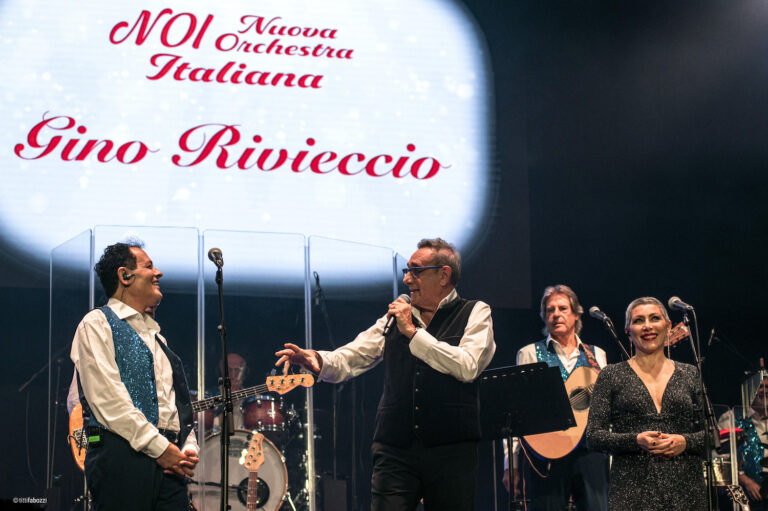 Nuova Orchestra Italiana con Gino Rivieccio Teatro Augusteo Napoli