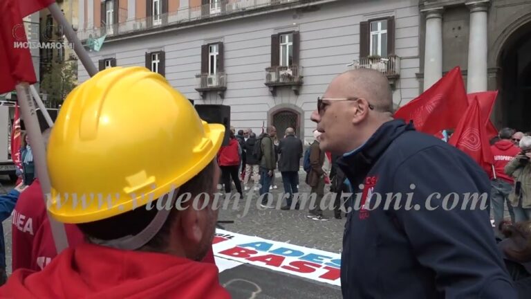Morti sul lavoro, il “silenzio” dei sindacati scesi in piazza a Napoli