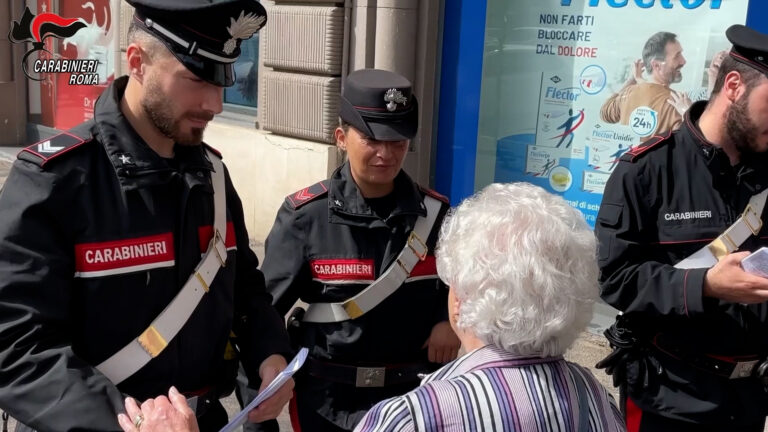 Truffe per anziani, a Napoli la sede operativa: 17 gli arresti