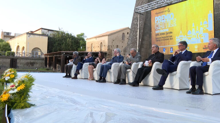 "Verso il Giubileo 2025", il Premio Cimitile apre con il libro di Scelzo