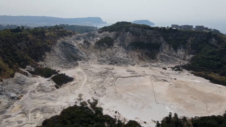 Bradisismo nei Campi Flegrei, vertice in prefettura su vie di fuga