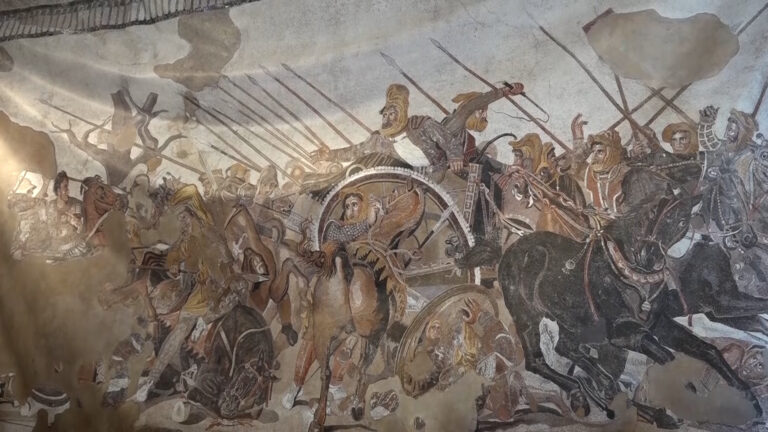 Mosaico della "Battaglia di Isso", al via seconda fase del restauro