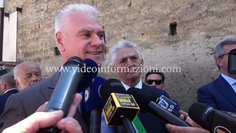 Caivano, ministro Zangrillo inaugura Villa Pascarola: “La politica ha fatto quello che deve fare”