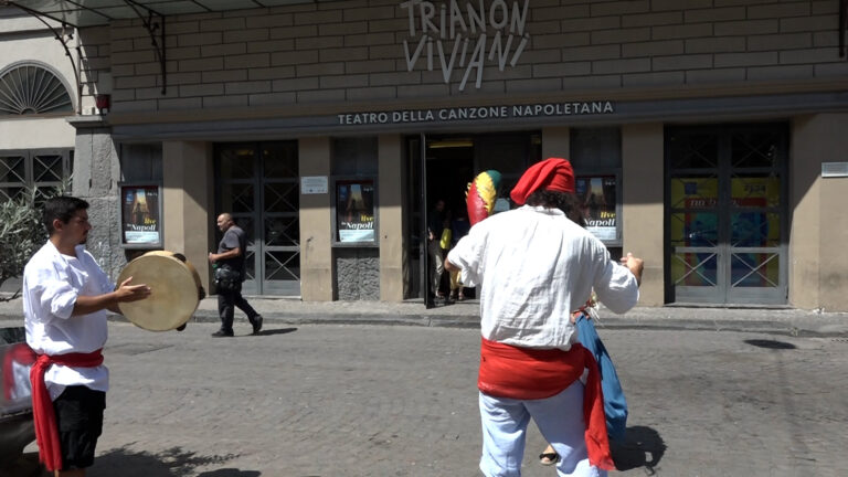 Live in Napoli, pochi fondi e il Trianon presenta metà cartellone