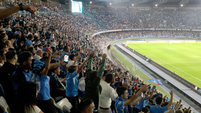 Il Napoli Vince e diverte, i tifosi parlano di Contismo